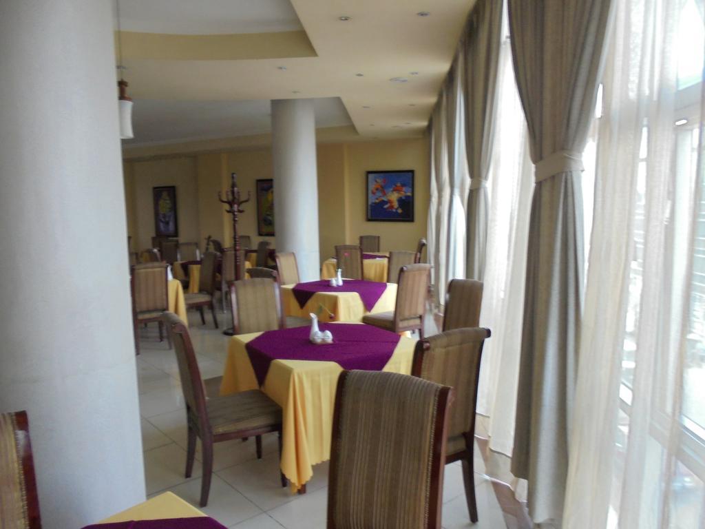 Haikan Hotel Addis Abeba Esterno foto